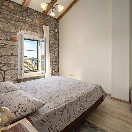 In - Istrien 49849 Tatil Evi *